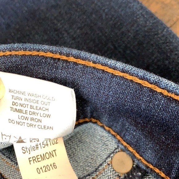 Lila Ryan Fremont Dark Wash Skinny Jeans - Picture 7 of 8